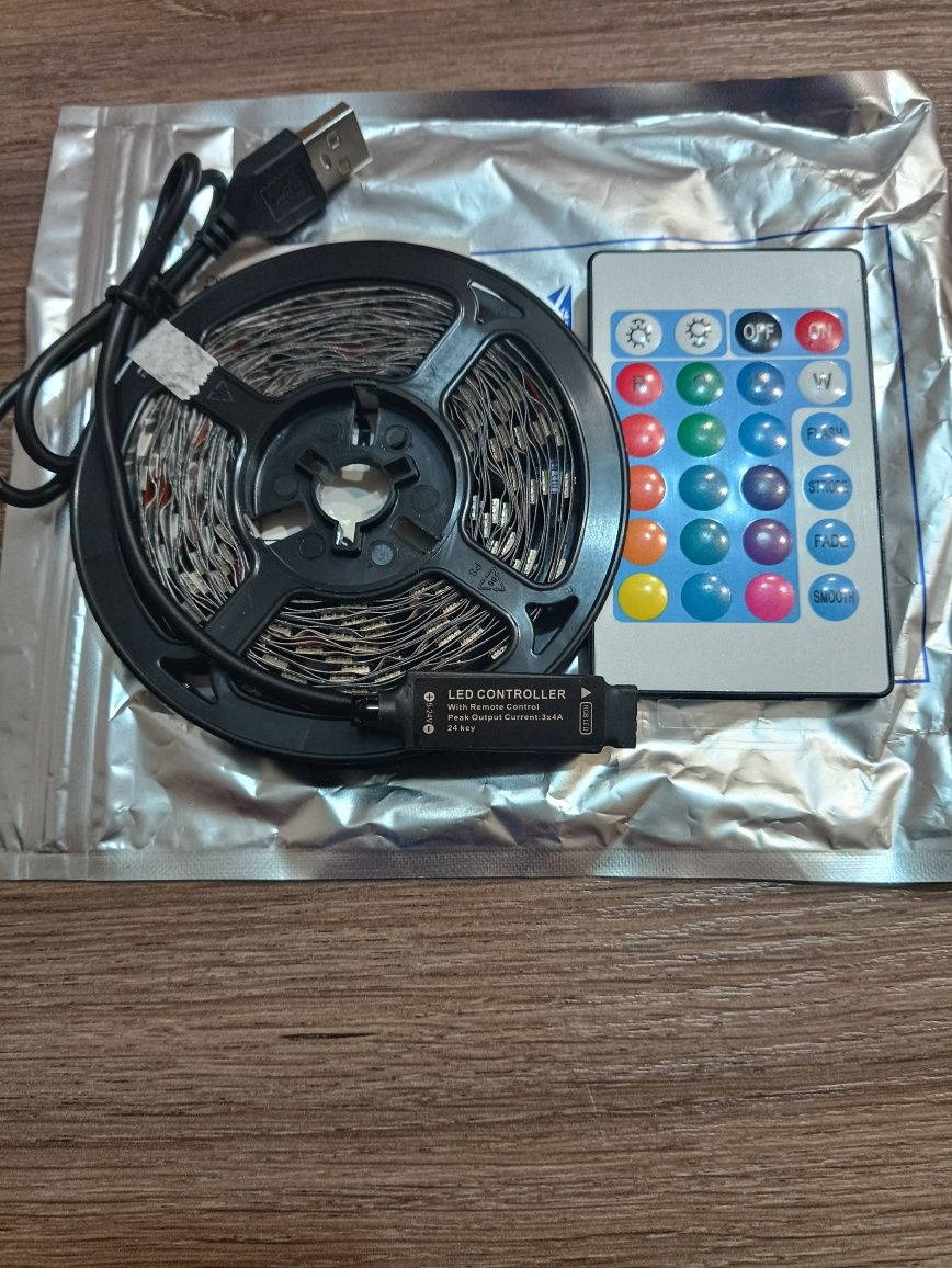 Світлодіодна стрічка RGB, Bluetooth 2,5,15м