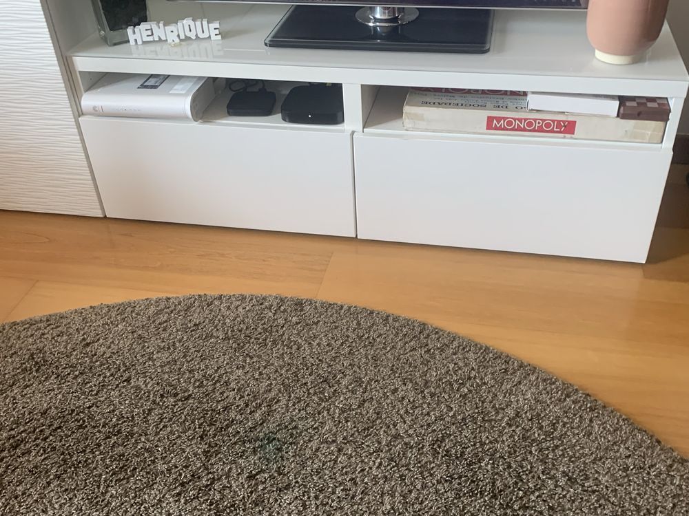 Venda de móvel de sala + vidro.