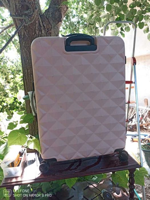 2 Malas grandes de viagem (vendo em separado)