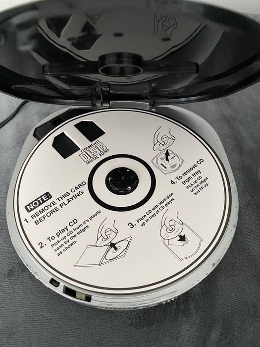 CD Player plus Mp 3 ELTA w pelni sprawny