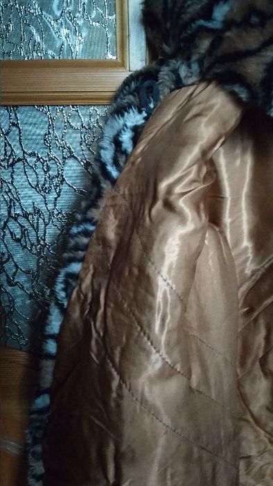 Шубка на девочку из искусственного меха