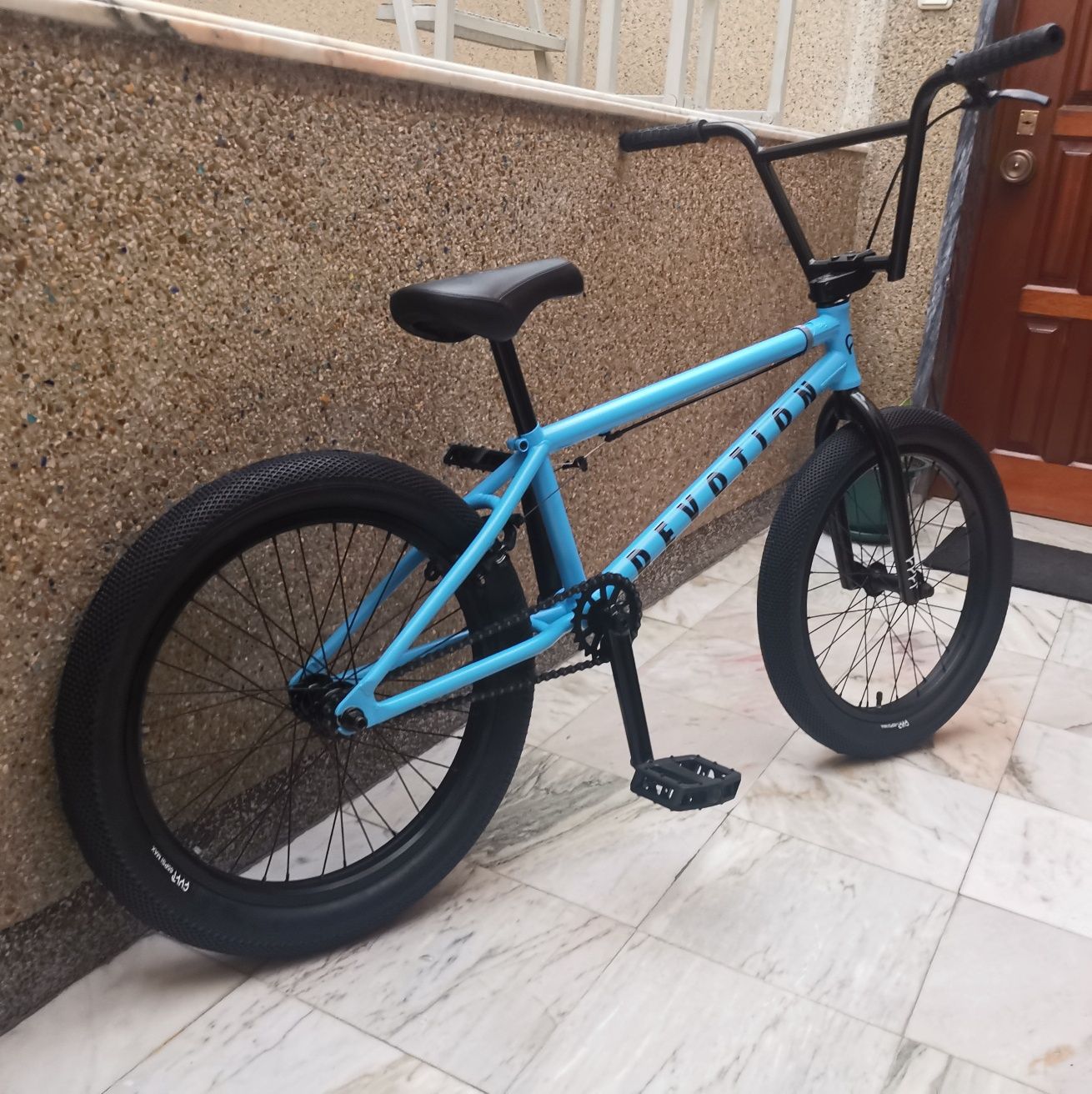 Bicicleta BMX Freestyle Cult Devotion - Como Nova