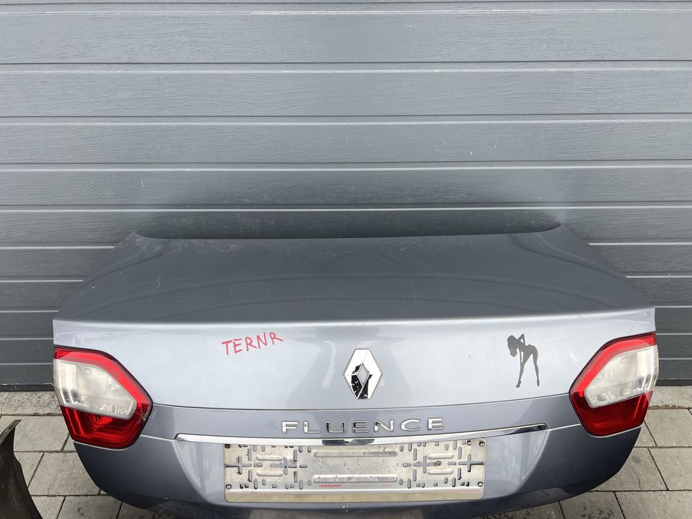 Кришка багажника бампер ліхтарі Renault Fluence Флюєнс