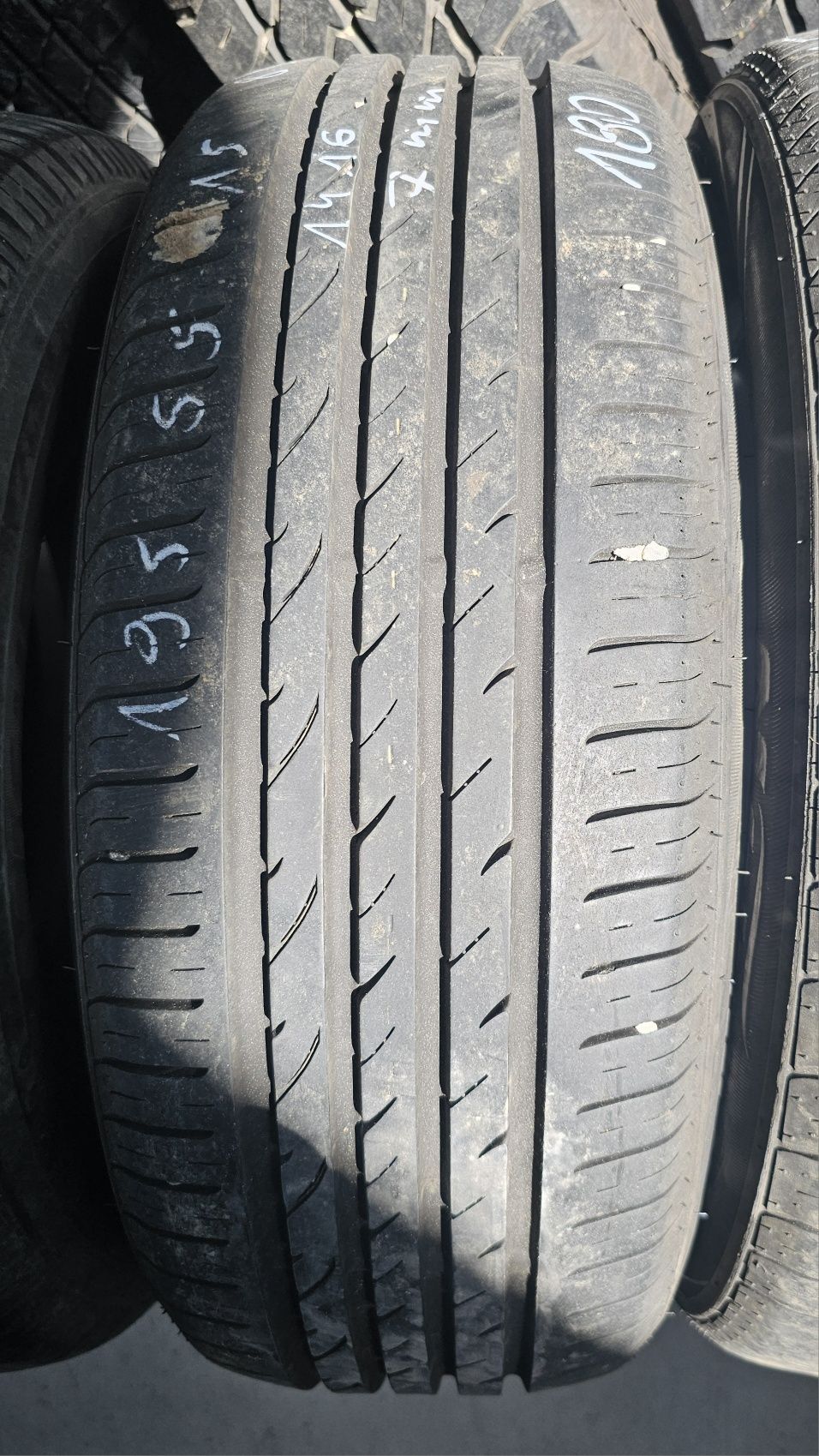 195/55R15 Nexen Nblue HD Plus Lato