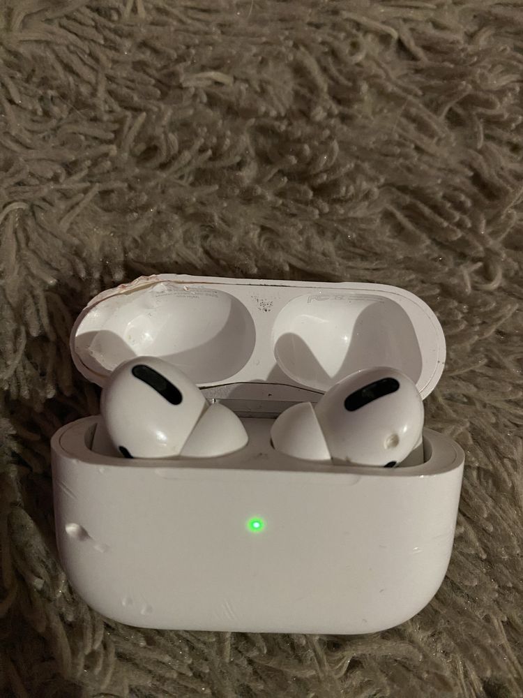 AirPods Pro 1 покоління