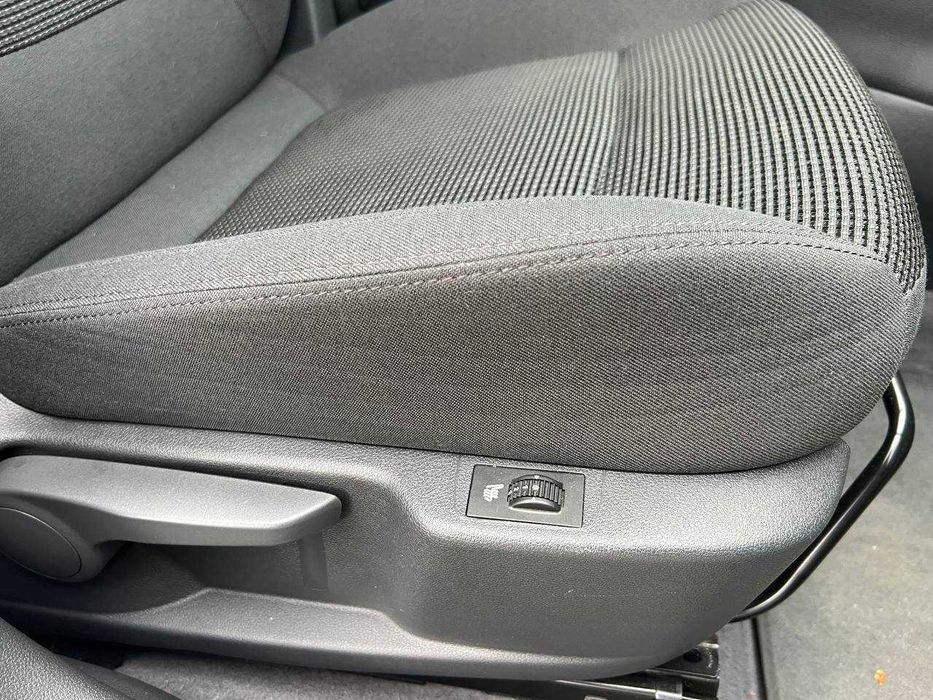 Peugeot 5008 2015р.в 1.6 дизель