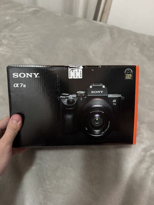 Sony A7III + Objetiva de Kit + Acessórios