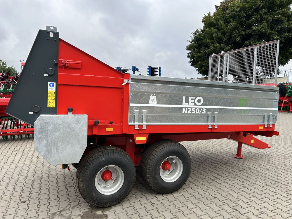 Rozrzutnik Obornika 6 t Tandem Roltrans LEO N250/3