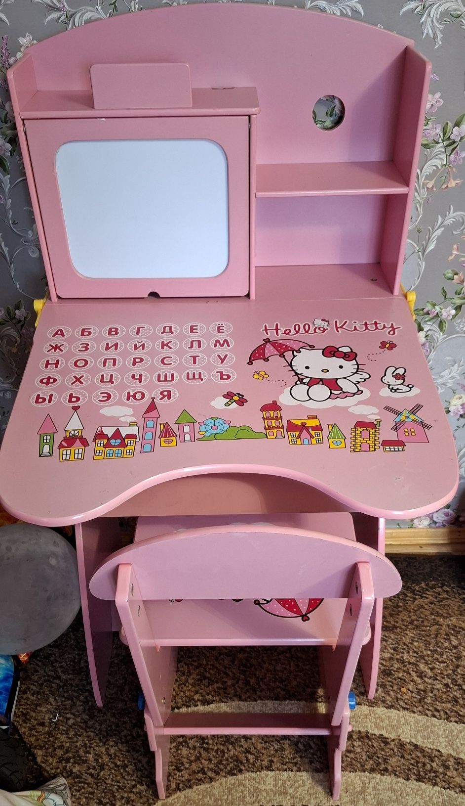 Модна рожева дитяча парта "Hello Kitty"