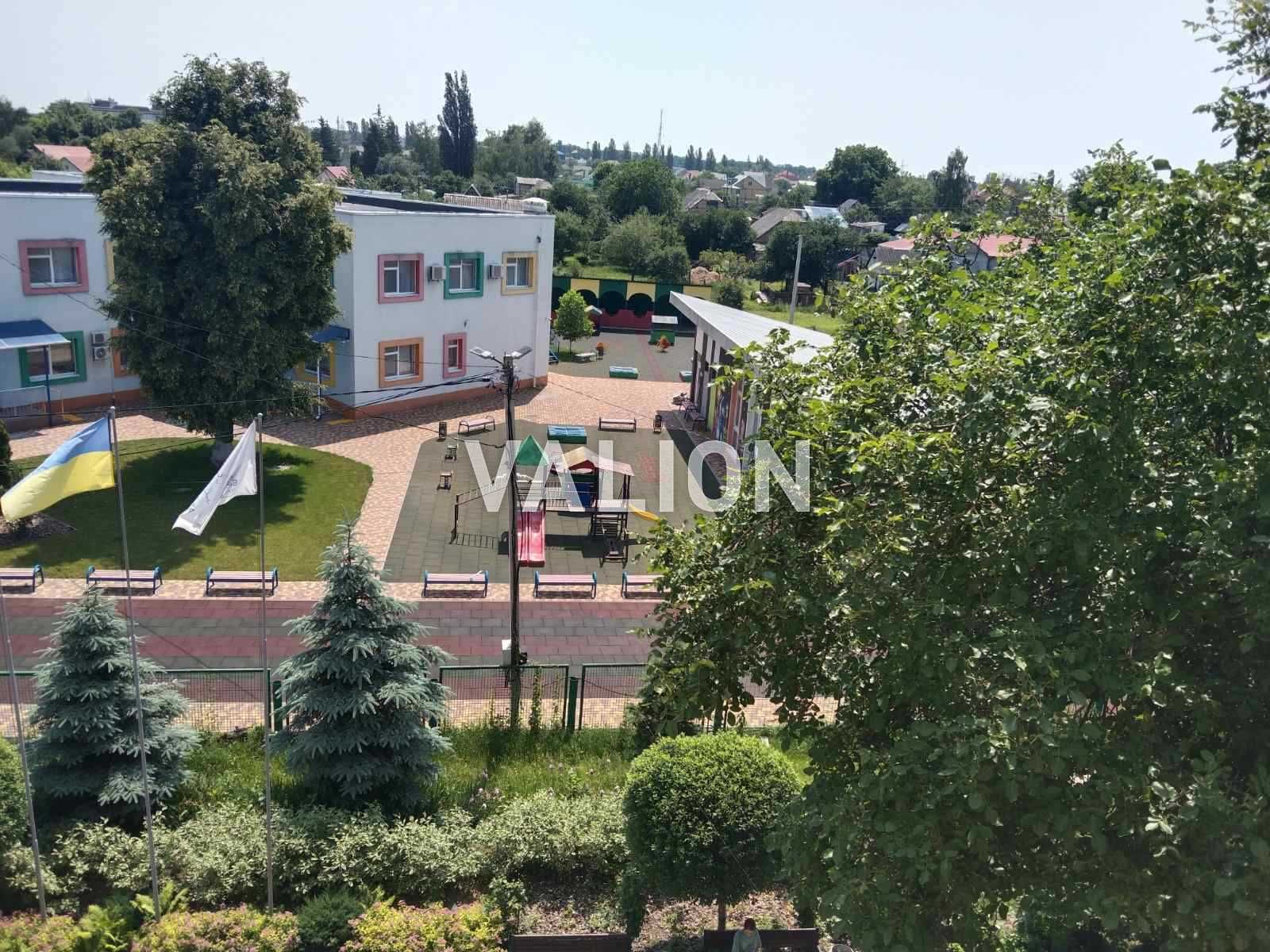 Без % Продаж  Фасадний  будинок 75.6 м2   + 13.6 соток Центральна 126.
