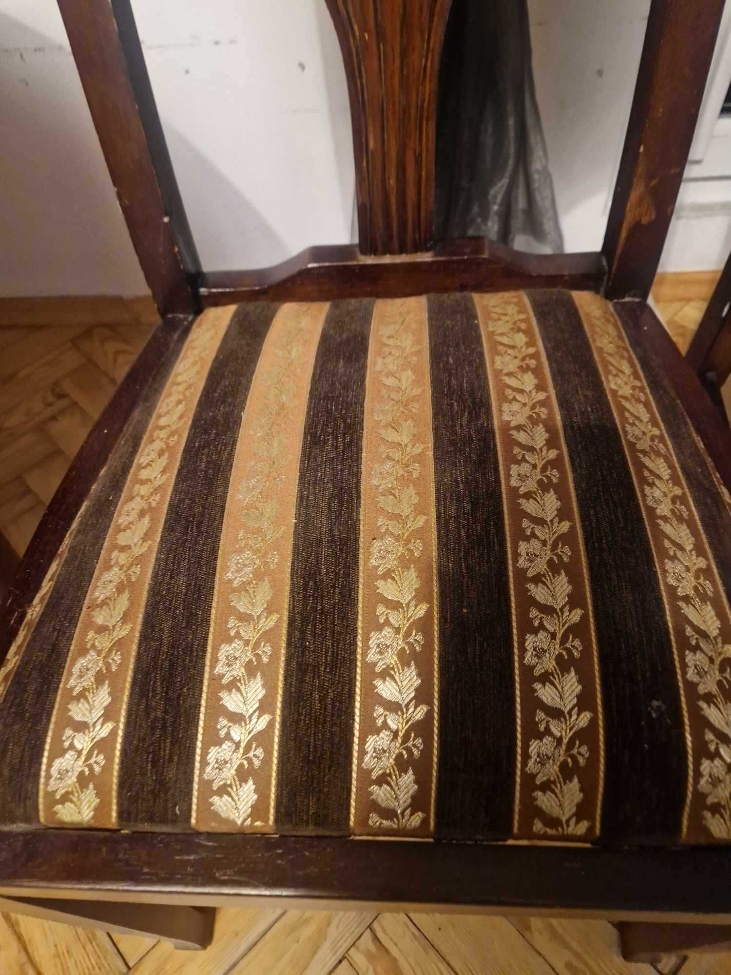 4 antyczne  krzesła ( po renowacji)