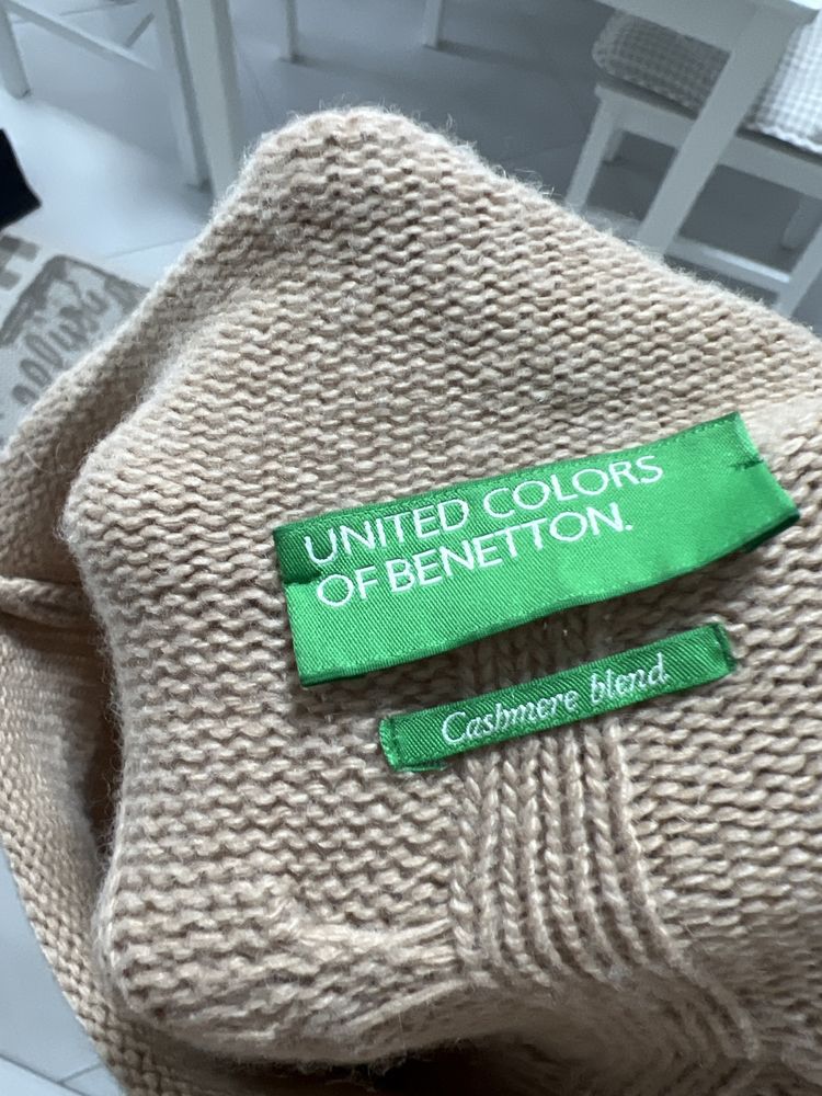 Кашемировый свитер Benetton