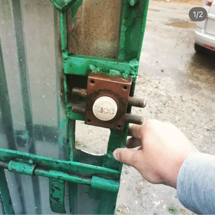 Ремонт замків, дверних ручок , вхідних та міжк. дверей, регулюв. вікон