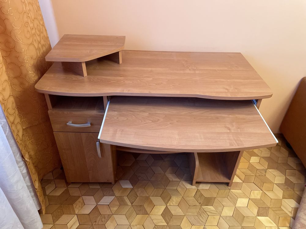 Biurko z szufladą i wysuwanym blatem