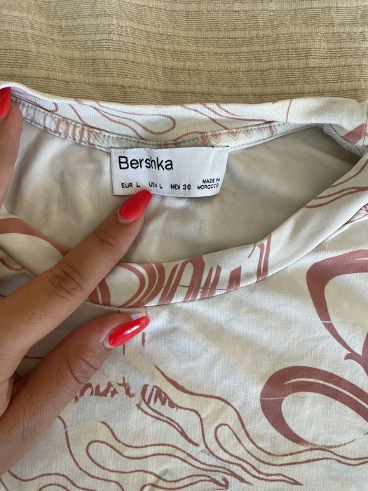 top multicolor, com padrão de manga curta, da berska