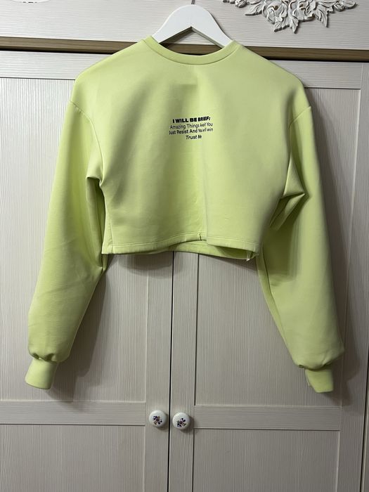 Жіночий вкорочений світшот Bershka