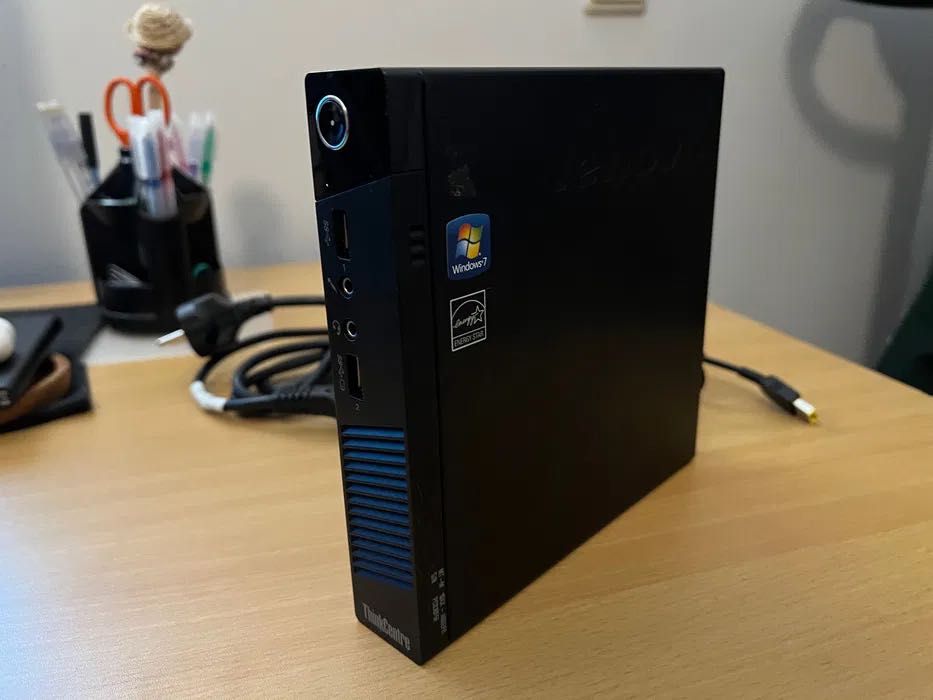 Computador Lenovo ThinkCentre M73 10AX-A0SEFR