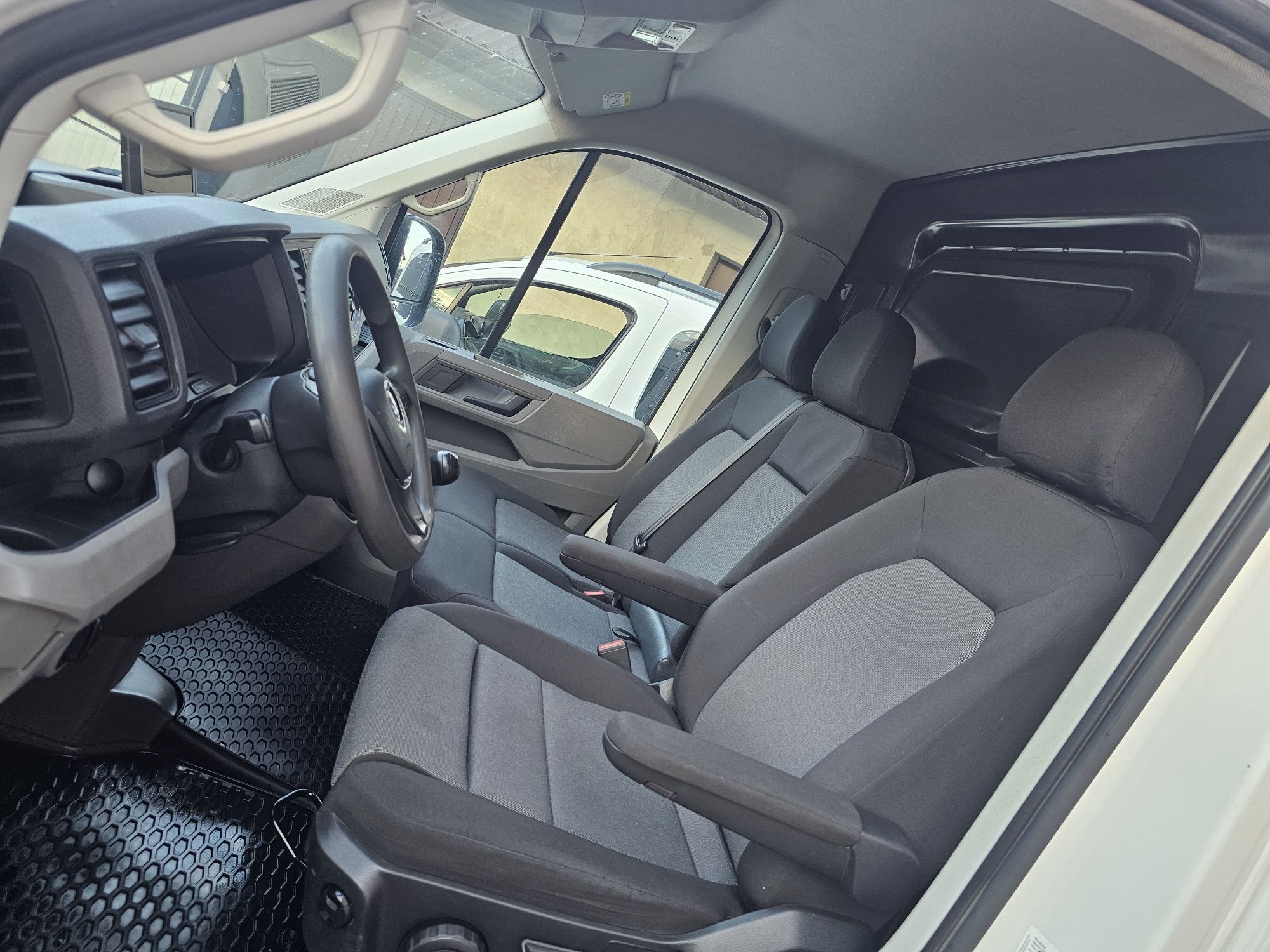VW CRAFTER 2018 rok