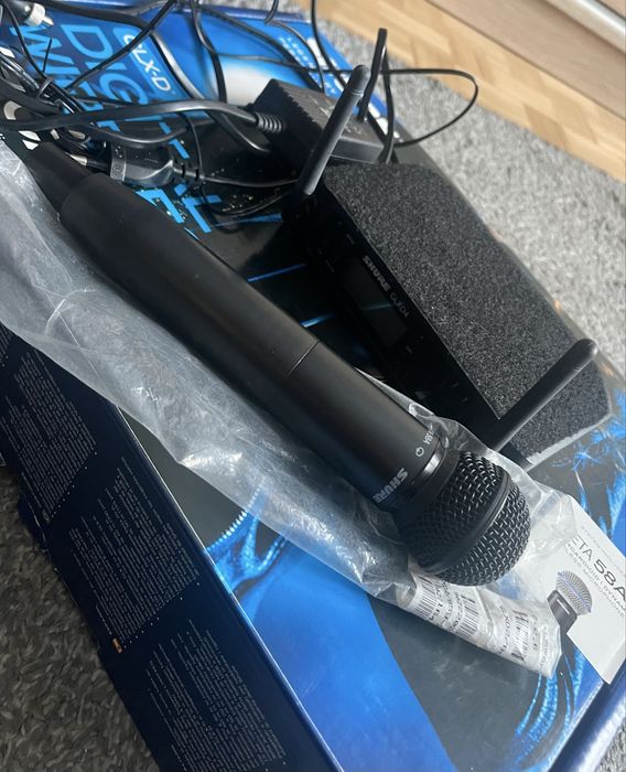 Zestaw Mikrofon bezprzewodowy Shure Beta 58a plus stacja Shure GLXD 4