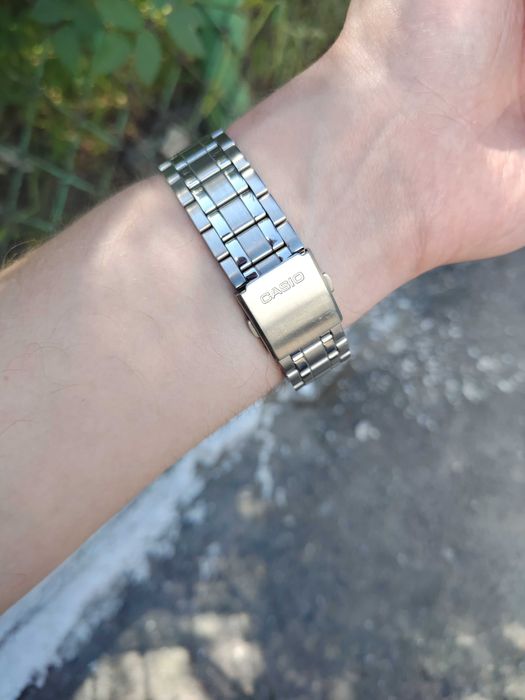 наручные часы casio MTB-1066D-1AVDF