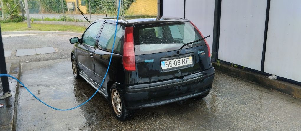 Carro Fiat Punto