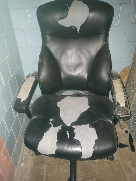 Компьютерное кресло