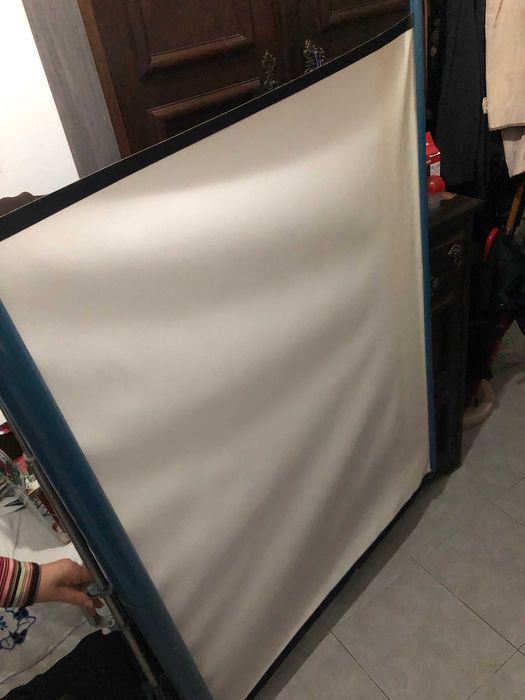 Tela para projetor antiga