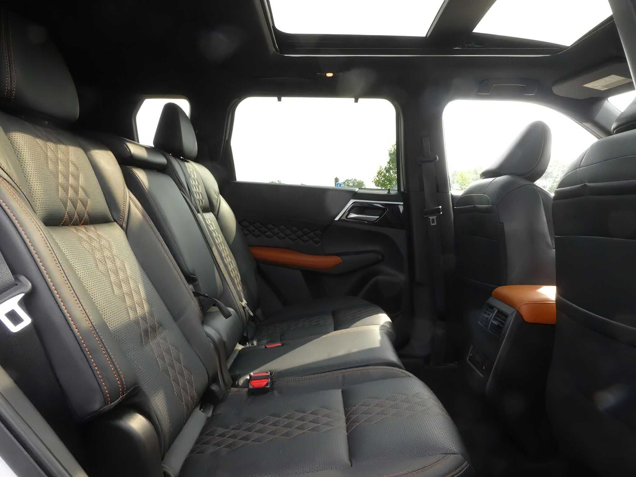 2022 Mitsubishi Outlander SEL Special Edition S-AWC