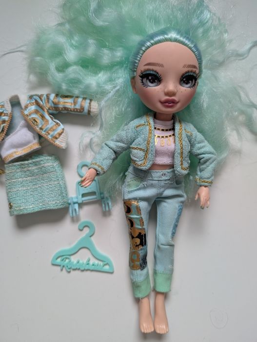 Rainbow High Fashion lalka Daphne Minton miętowa