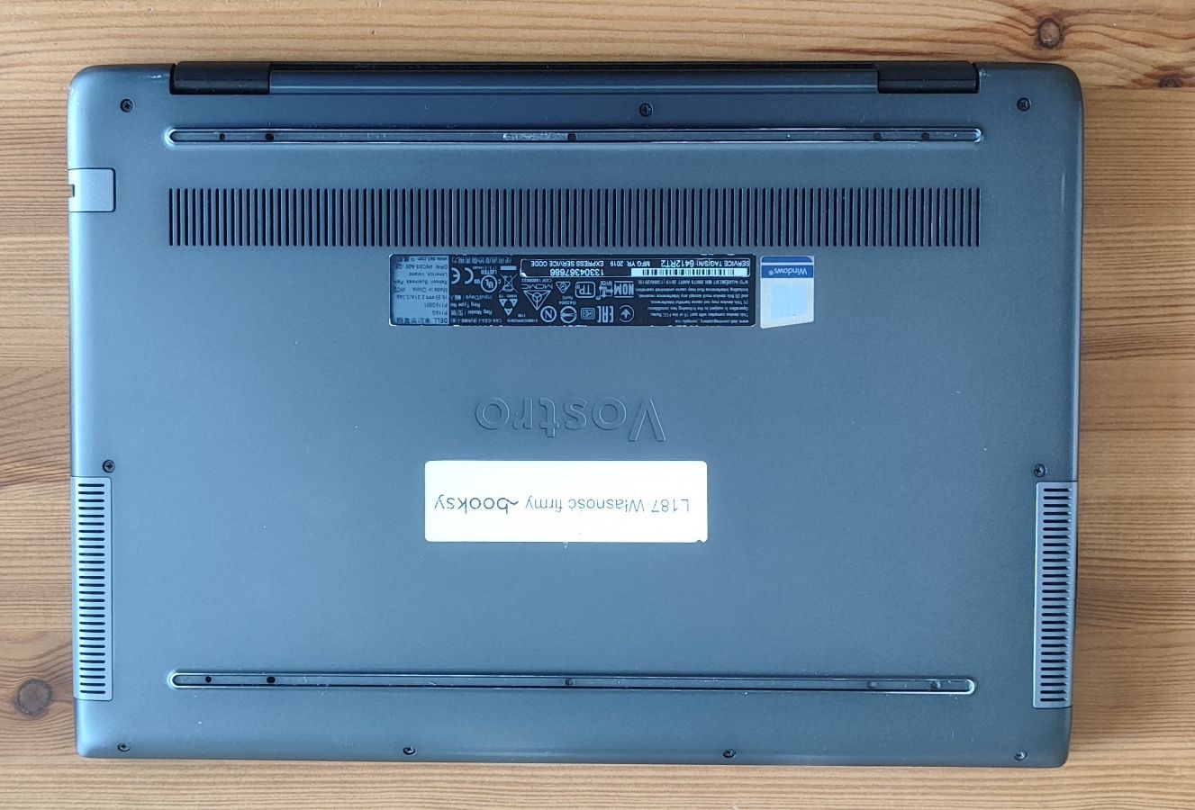 Dell Vostro 5490