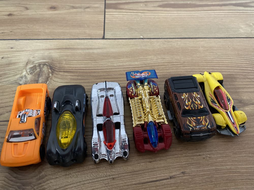 Hot Wheels resoraki samochody [OPIS]