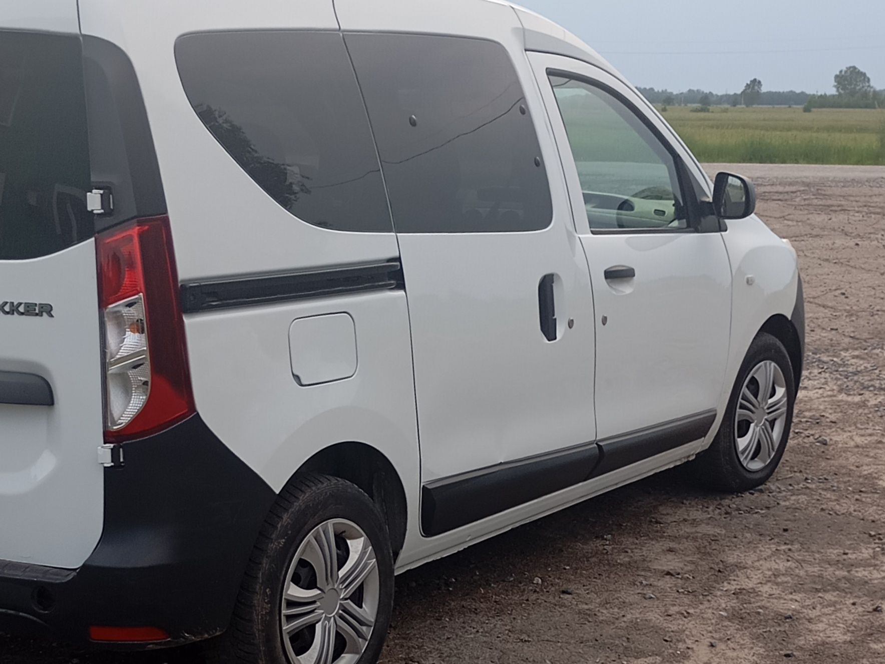 Dacia Dokker 2013р.