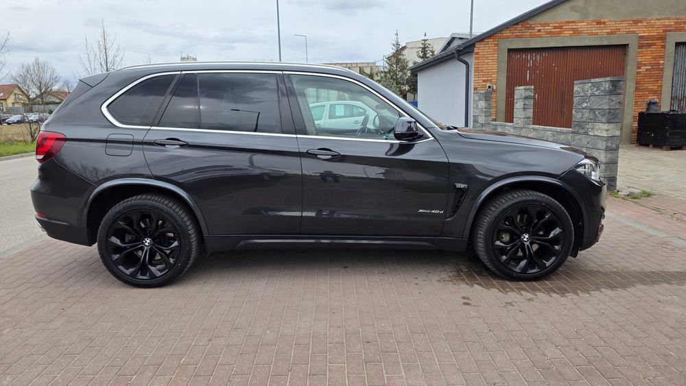 Bmw x5 rok 2014 silnik 3.0 diesel 313 km bogate wyposażenie zamiana