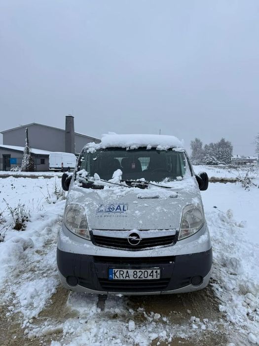 Opel Vivaro Opel Vivaro Long klima brygadowka