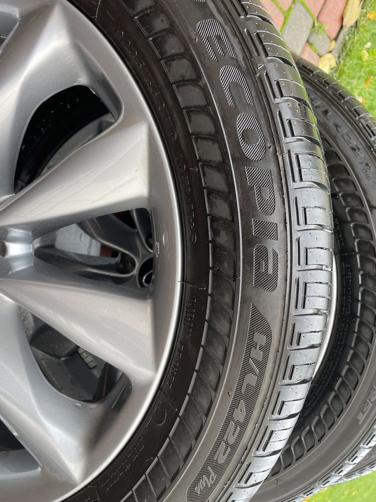 Диски INFINITI R19 c резиной Bridgestone QX50,QX55,Q50,FX35QX70