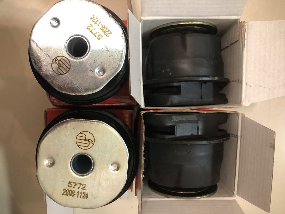 Подушка-підшипник Фіат Тіпо Крома Браво Темпра Лянча Дельта Тема Дедра