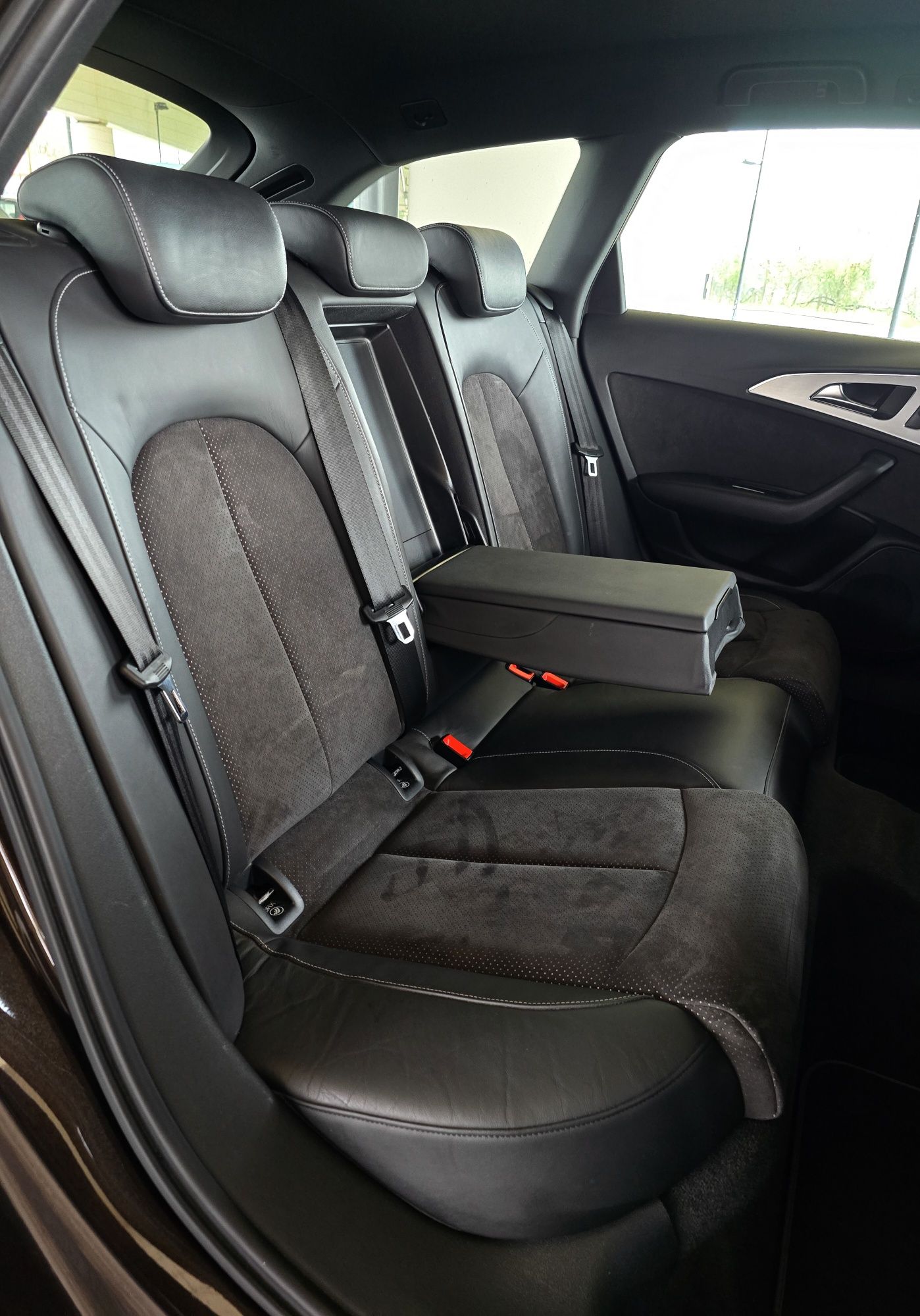Audi A6 Avant 2.0 TDI DSG S-Line