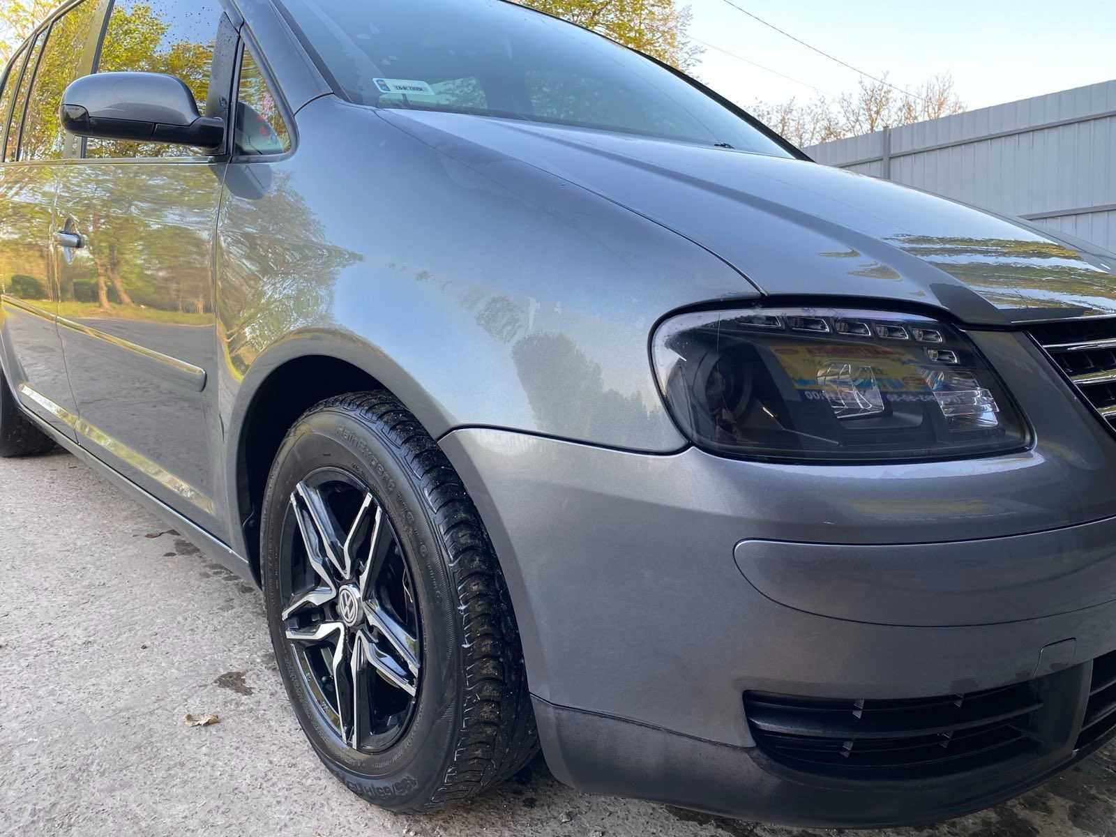 Volkswagen Touran 1T1