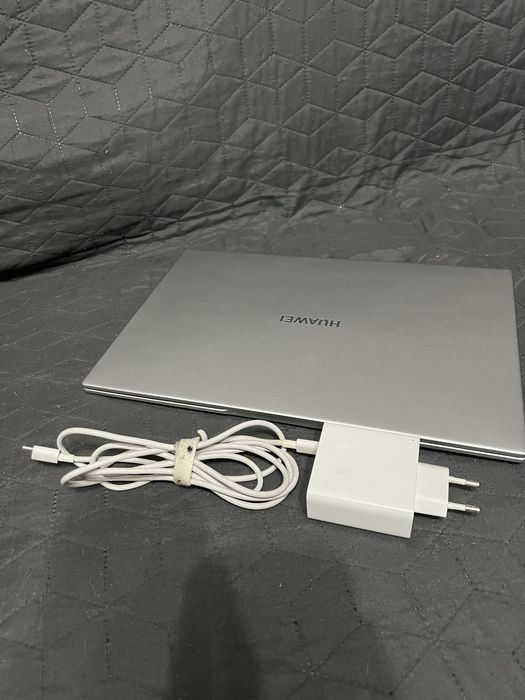Продам ноутбук Huawei Matebook D14