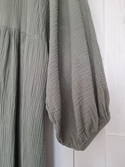 Długa muślinowa sukienka maxi leśna khaki oliwkowa luźna oversize