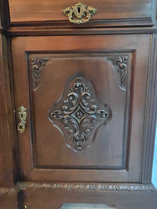 Mobilia de Sala - estilo antigo