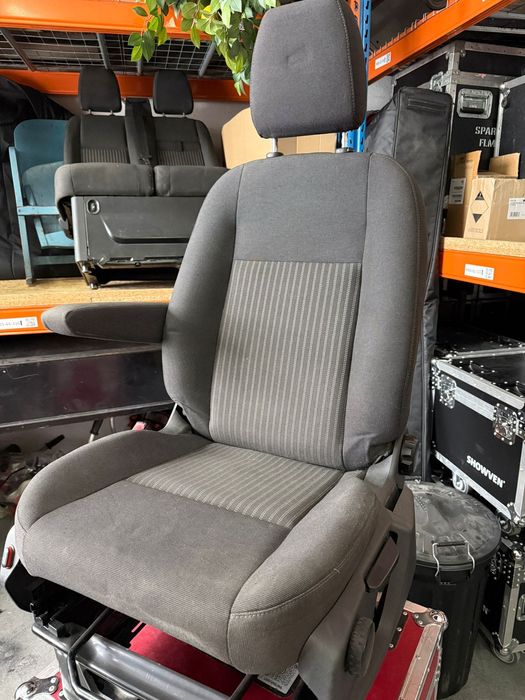 Fotel kierowcy plus ławka przód Ford Transit Custom - ogrzewane.