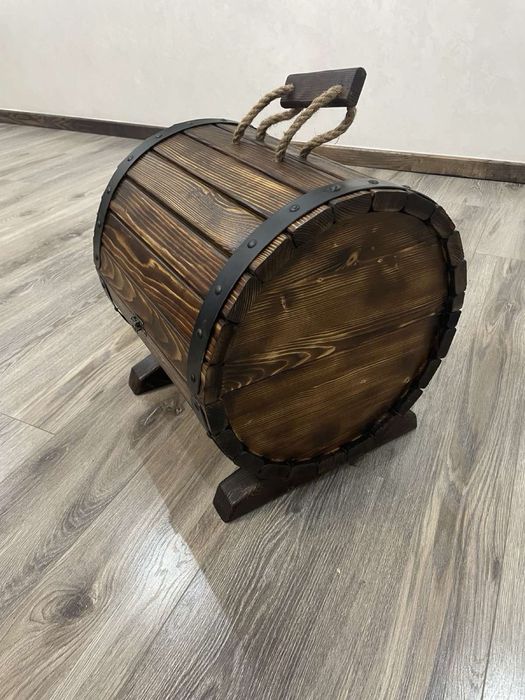 Подарунок для чоловіків,міні-бар бочка з дерева