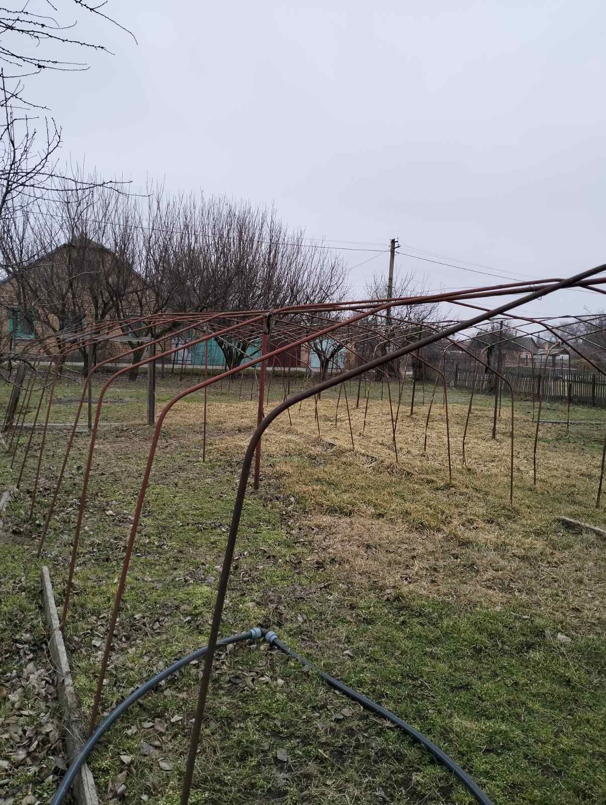 Продам  2  каркаси теплиці вживані
