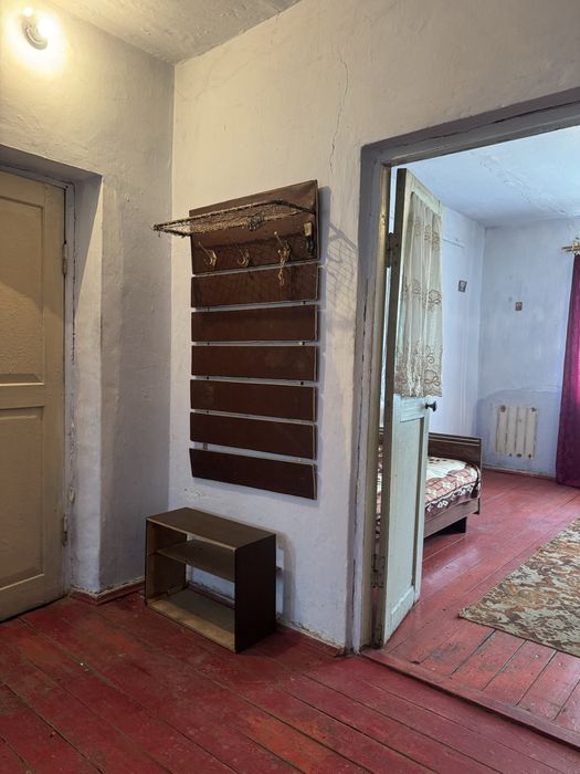 && 2 кімнатна квартира в Ізяслові