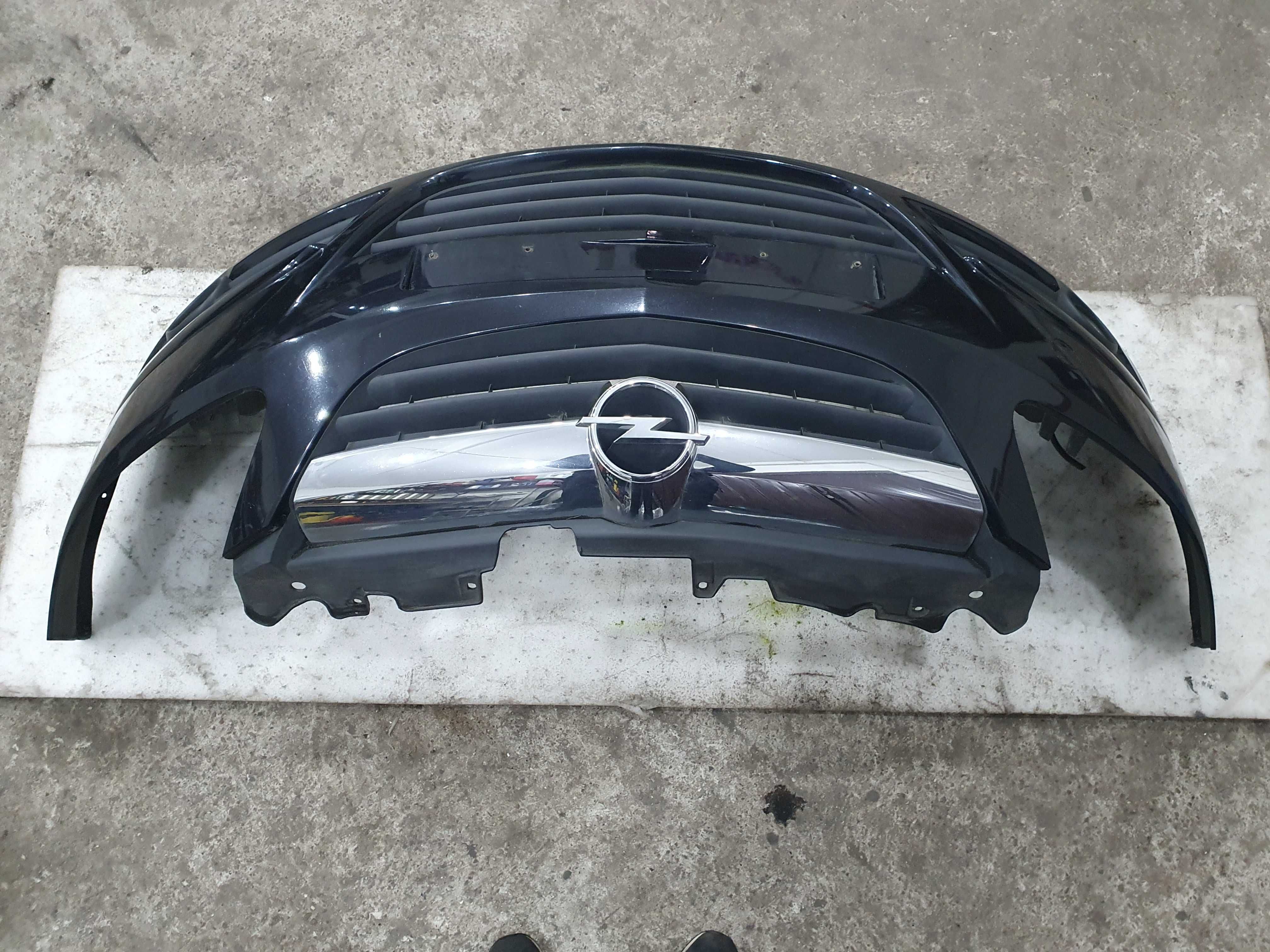 Zderzak przedni grill atrapa halogeny Opel Corsa d lakier Z2HU z20r