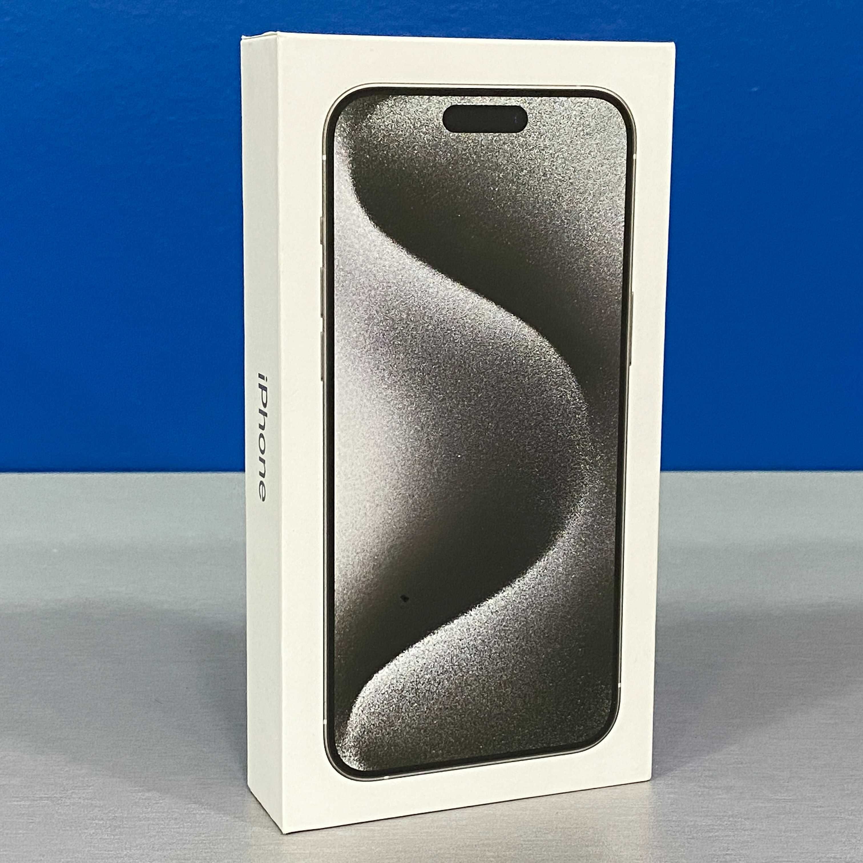 Apple iPhone 15 Pro Max 256GB (White) - NOVO - 3 ANOS DE GARANTIA