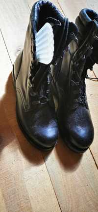 Buty wojskowe Jany