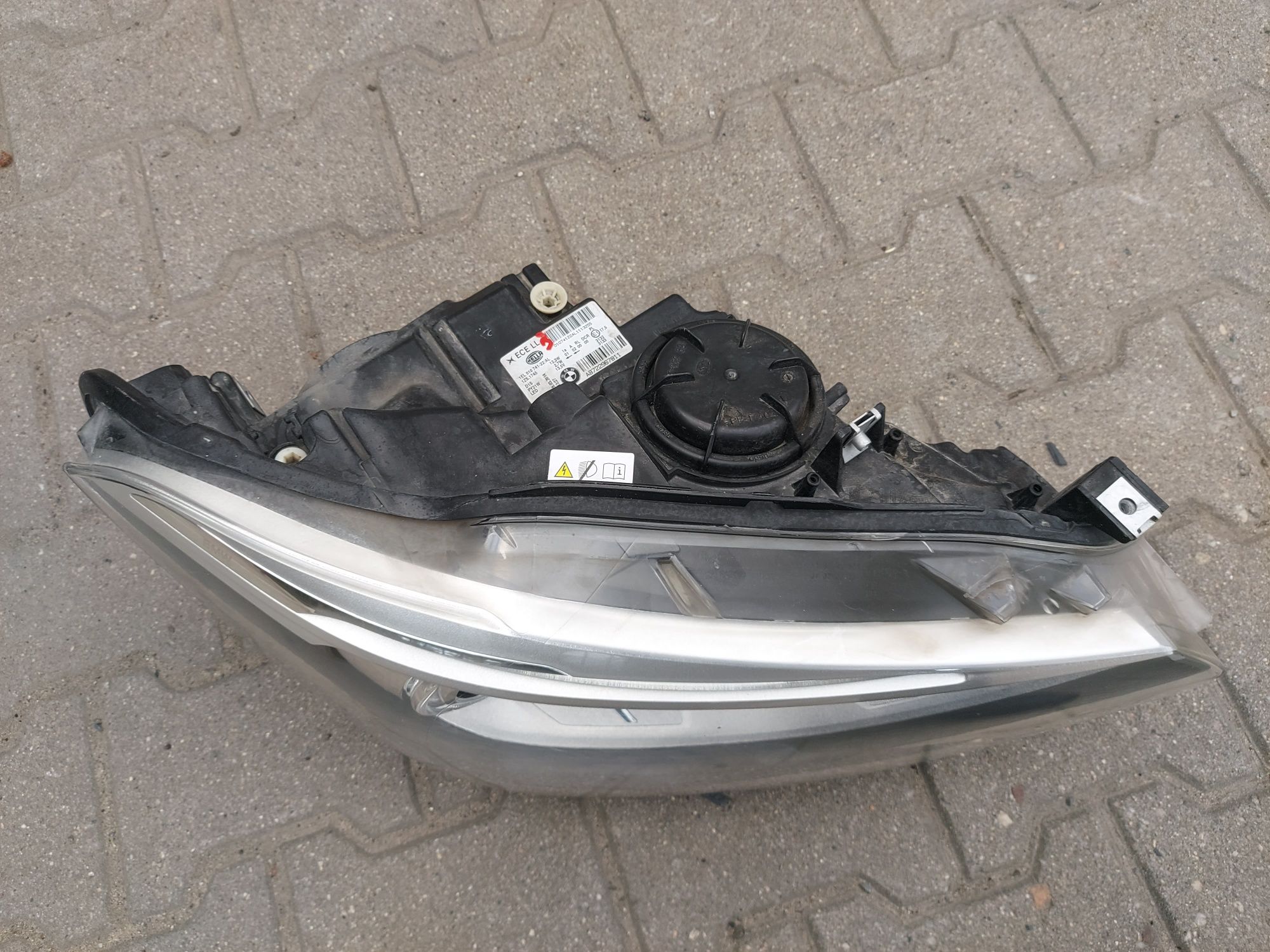 Lampa reflektor BMW F20 F21 xenon nie skrętna prawa EUROPA