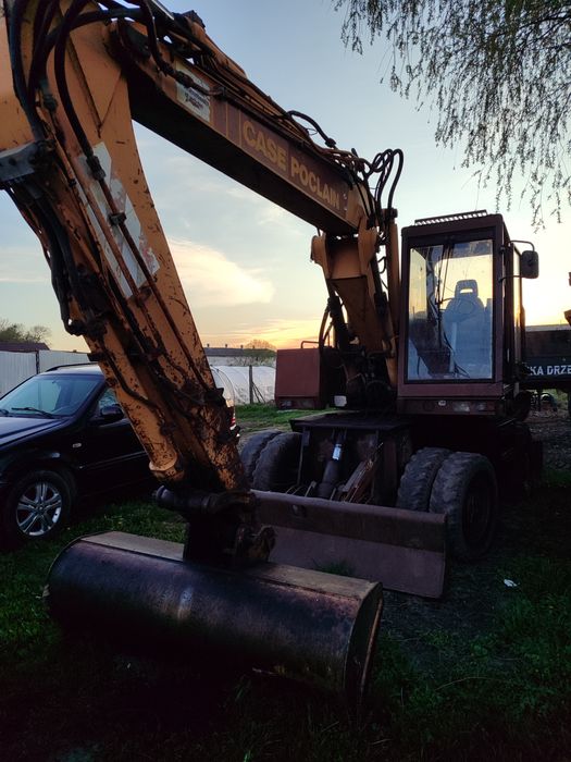 Koparka kołowa case 688P